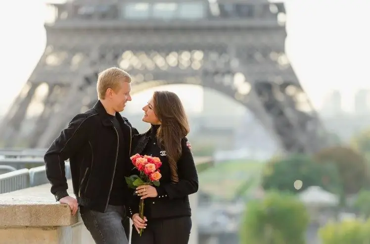 Couple in Paris