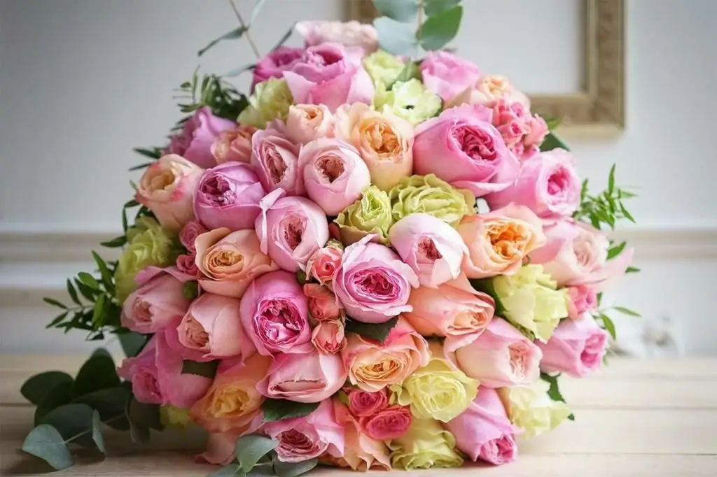 huge bouquet of roses