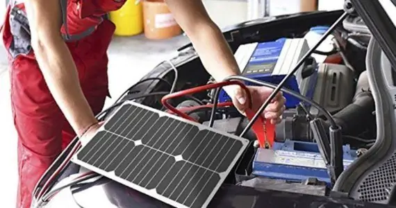 Bateri solar untuk mengecas bateri kereta: prinsip operasi, ciri, pengeluar dan cadangan pakar