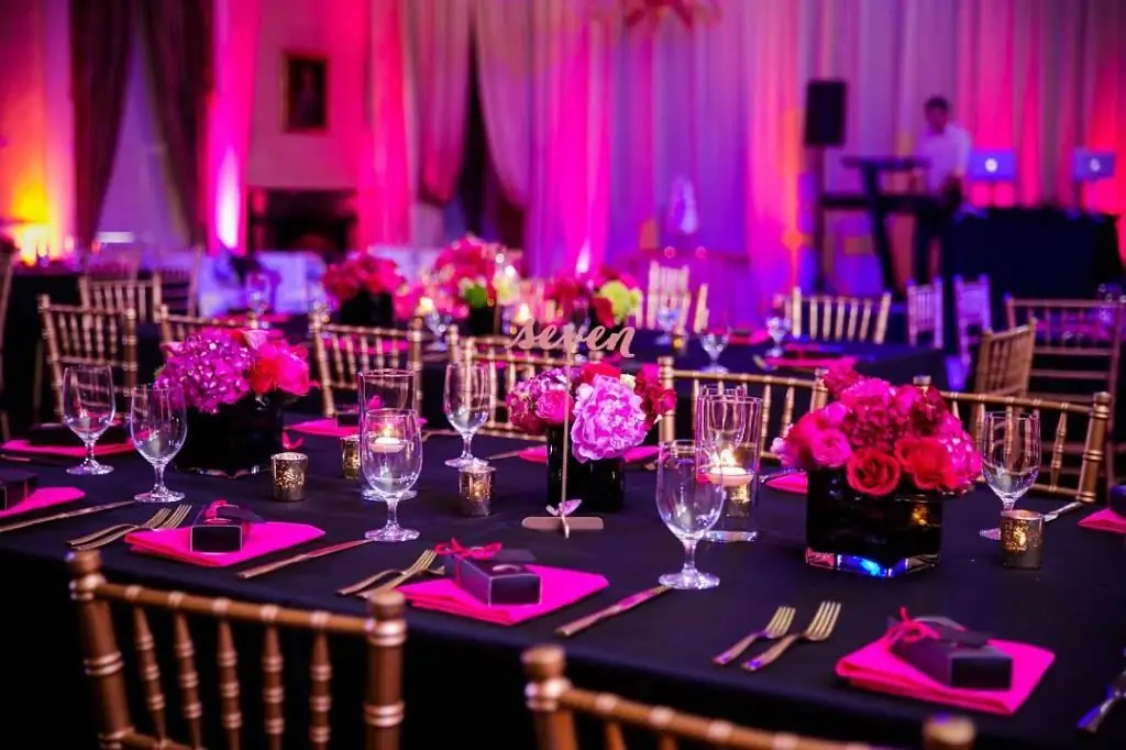 Fuchsia wedding decoration ideas