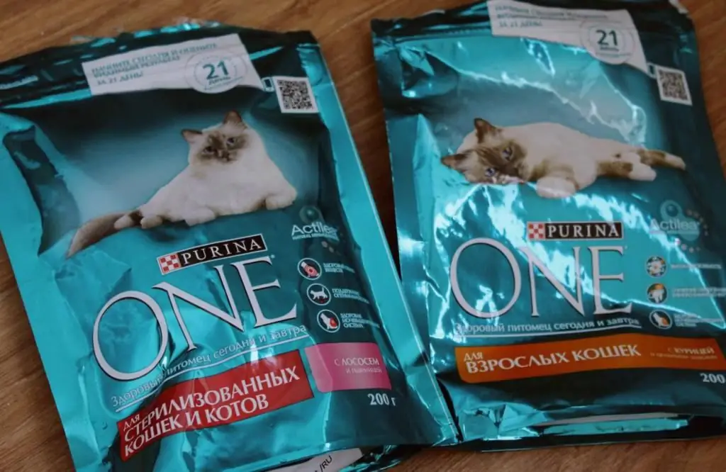 Purina One food