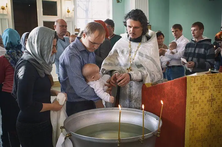 Ko je kum ocu djeteta: imena, porodične veze, uobičajene zablude