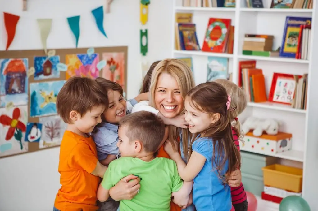 Shule bora za kibinafsi za chekechea huko Ivanovo