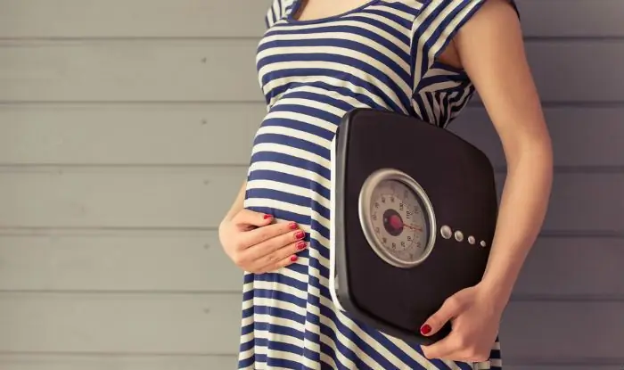 Calculating weight during pregnancy: weight gain rates, tolerances, medical advice