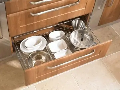 Retractable basket for the kitchen. Kitchen accessories