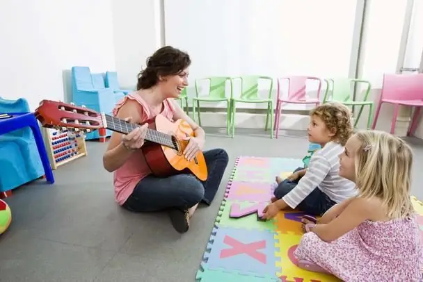 caractéristiques des enfants de 4 ans