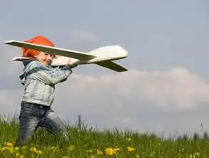 avião de brinquedo