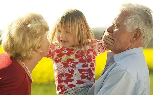 Baie geluk met die geboorte van 'n kleinseun aan ouma