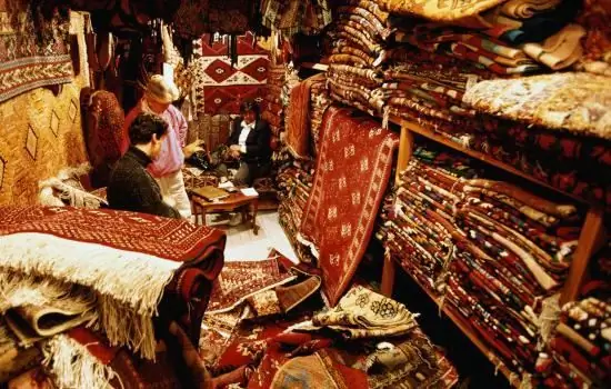 Turkish na carpet. Gawa ng tao na luho ng Silangan