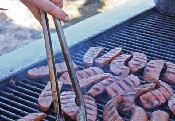 parrilla de la barbacoa