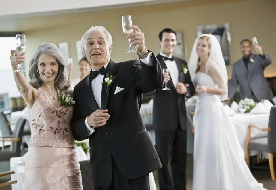 Felicitaciones por la boda de los padres de los novios: ejemplos