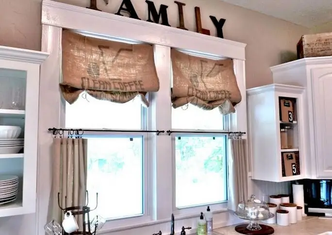 Kitchen curtain set