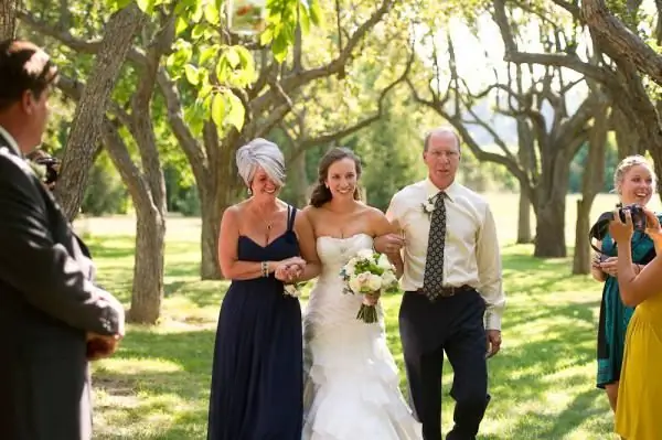 Felicitacions del casament al fill dels pares