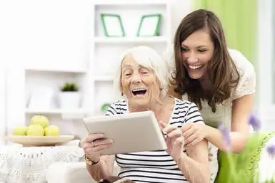 Cosa augurare alla nonna per il suo compleanno