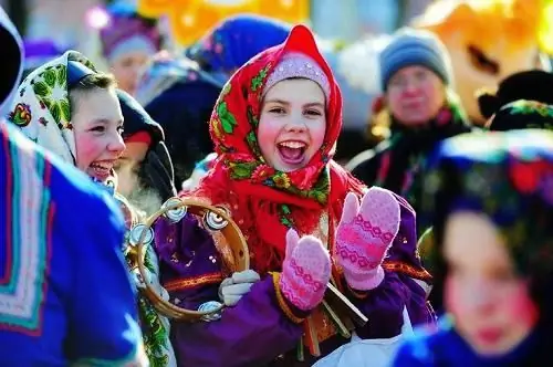 ở Nga cho Shrovetide