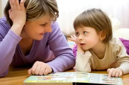 Wat moet een kind van 3 weten? Leeftijdskenmerken van kinderen van 3 jaar oud. De ontwikkeling van de spraak van een kind van 3 jaar