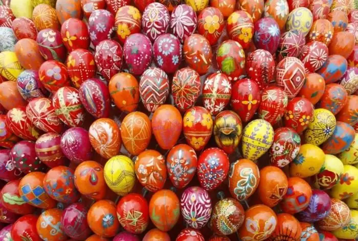 How to paint eggs? Let's turn on the fantasy