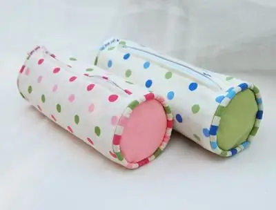 How to choose a school pencil case for a girl?