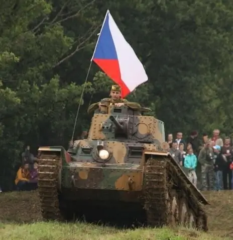 Dia del vaixell cisterna: una festa professional de les forces blindades