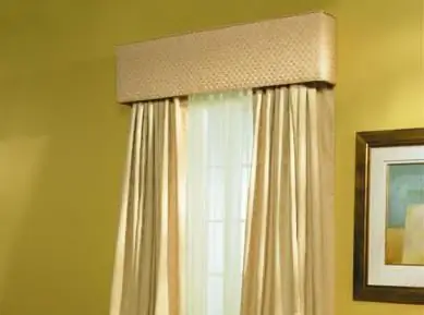 Cornice para persianas romanas e suas características