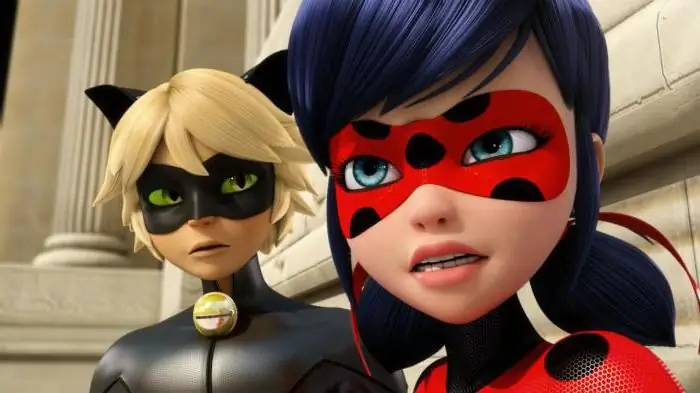 ladybug va super mushukni qanday chizish mumkin