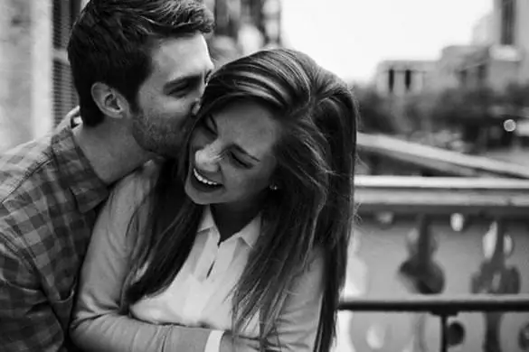 How to hint to a guy that you want him? Several effective ways to hint about intimacy