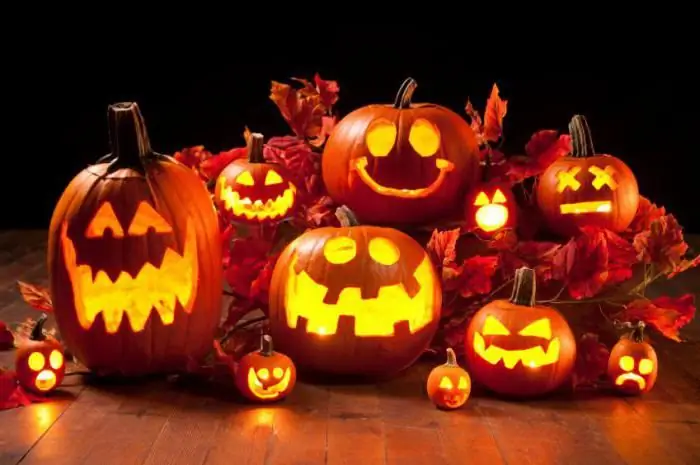 Halloween: traditions and customs, costumes, masks. history of the holiday