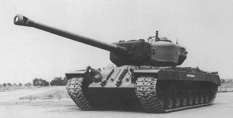 Plastilin t 34-dən bir tank heykəlləndiririk