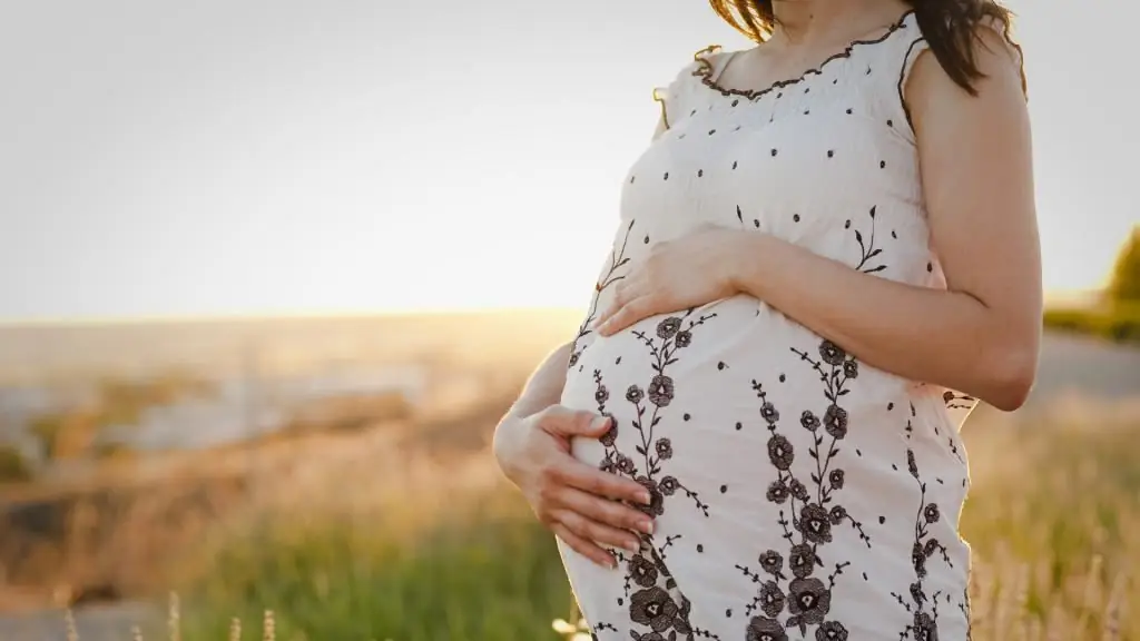 Staphylococcus terhes nőknél: okok, tünetek és kezelés