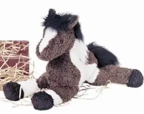 cavallo di peluche