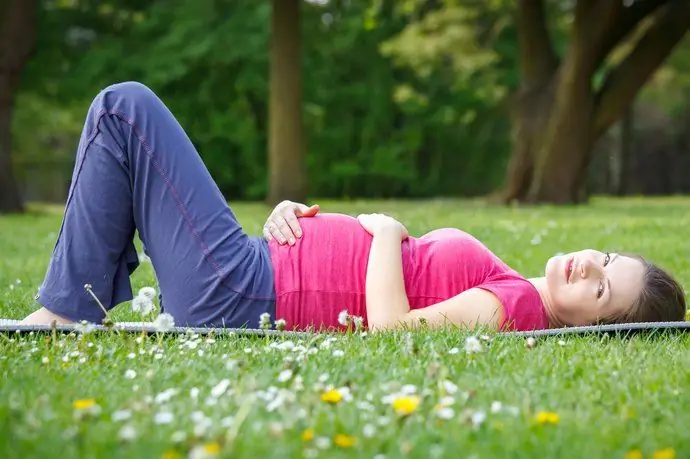 douleur intense entre les jambes pendant la grossesse